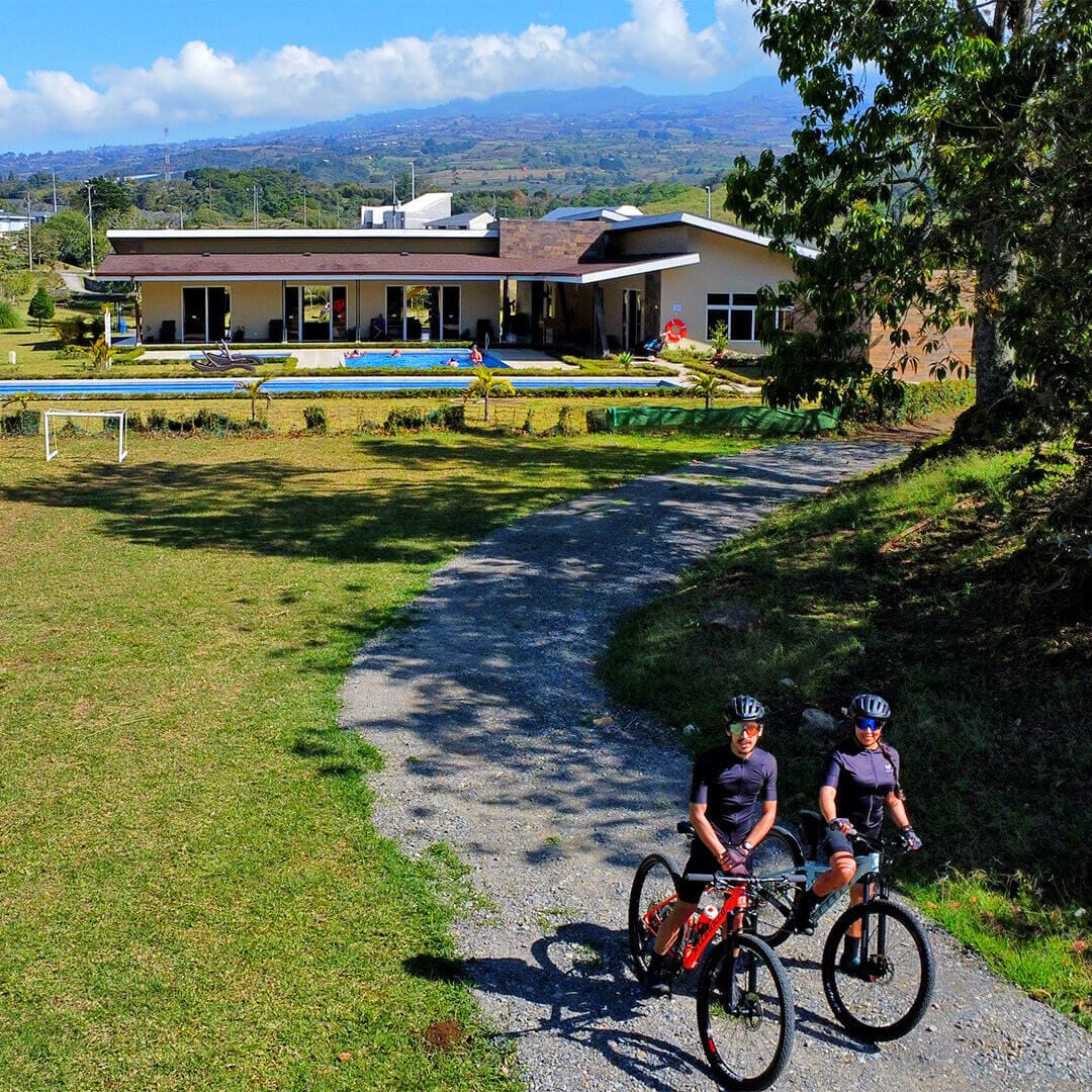 img arrabara mobile 08 Condominios Venta Casa Cartago Lotes